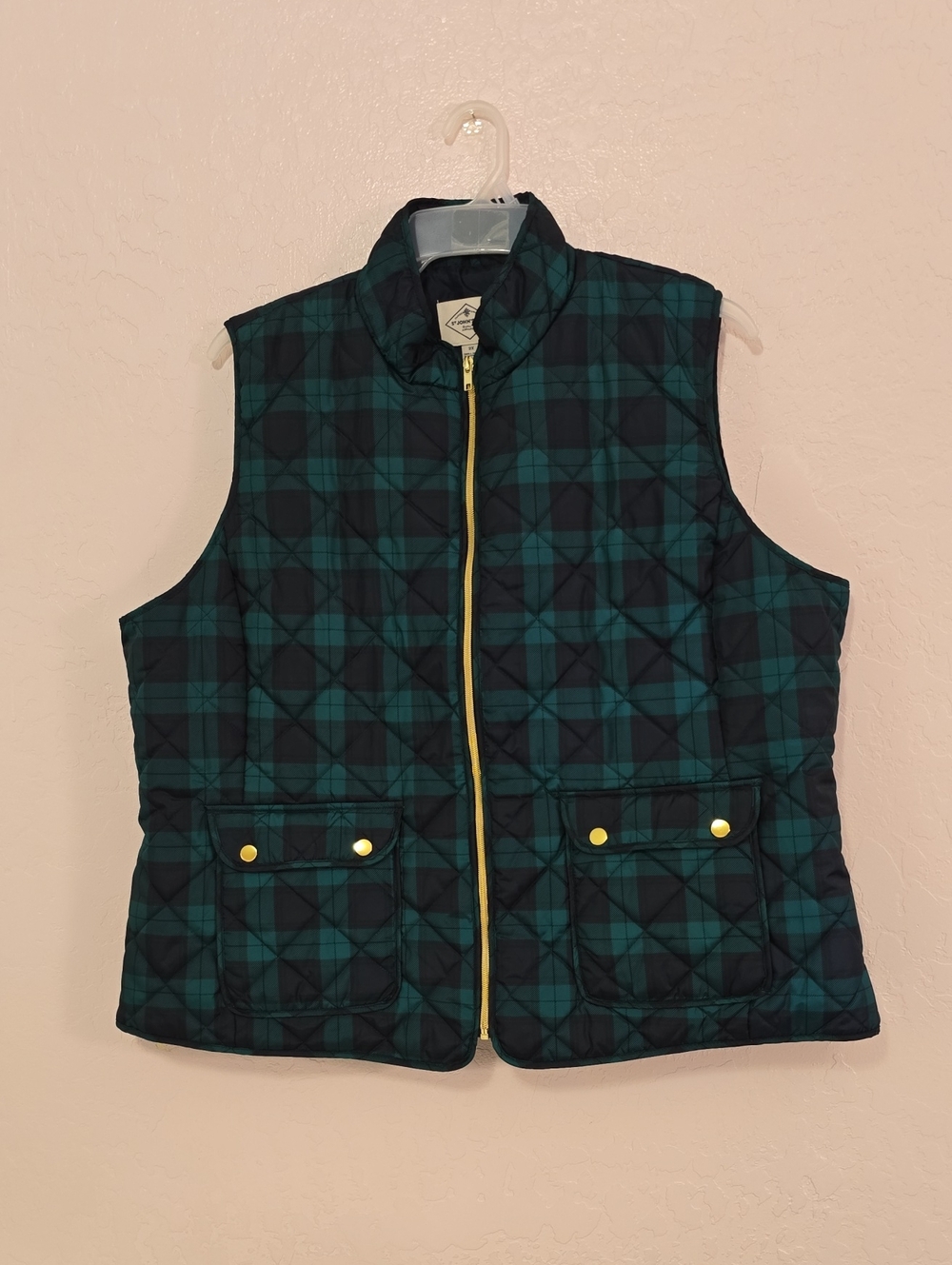 St John's Bay Vest Size: 2X